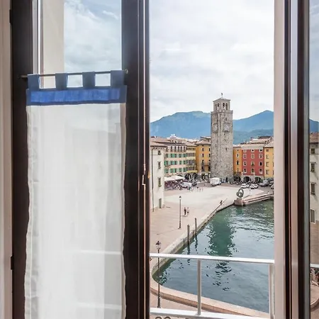 Casa La Torre, The View On The Lake Riva del Garda Exterior photo